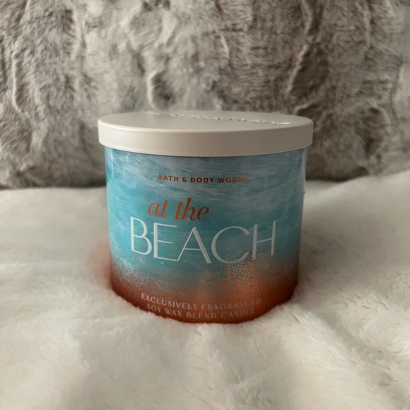 B&B Works At The Beach Candle NEW - Picture 2 of 5